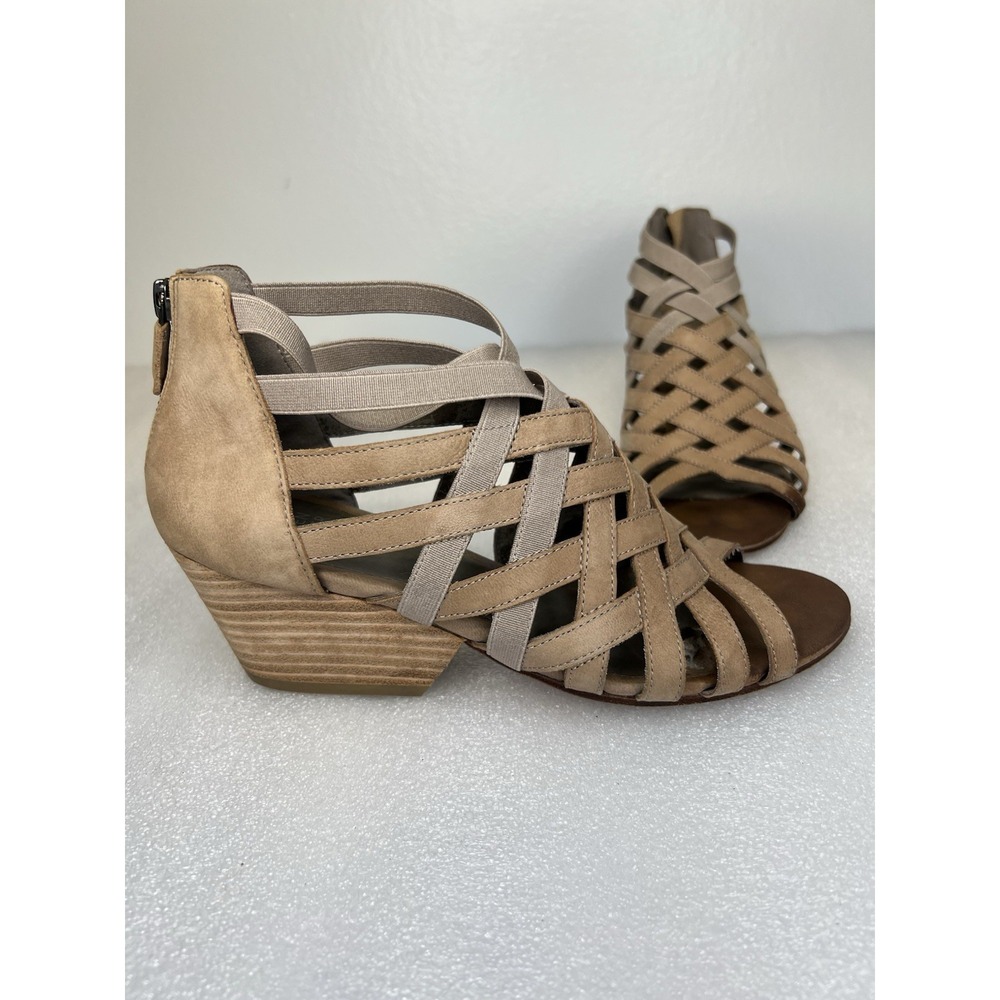 Eileen Fisher Oodle Open Toe Sandal Beige Tan Strappy Sz 8 Classic Elegant Chic